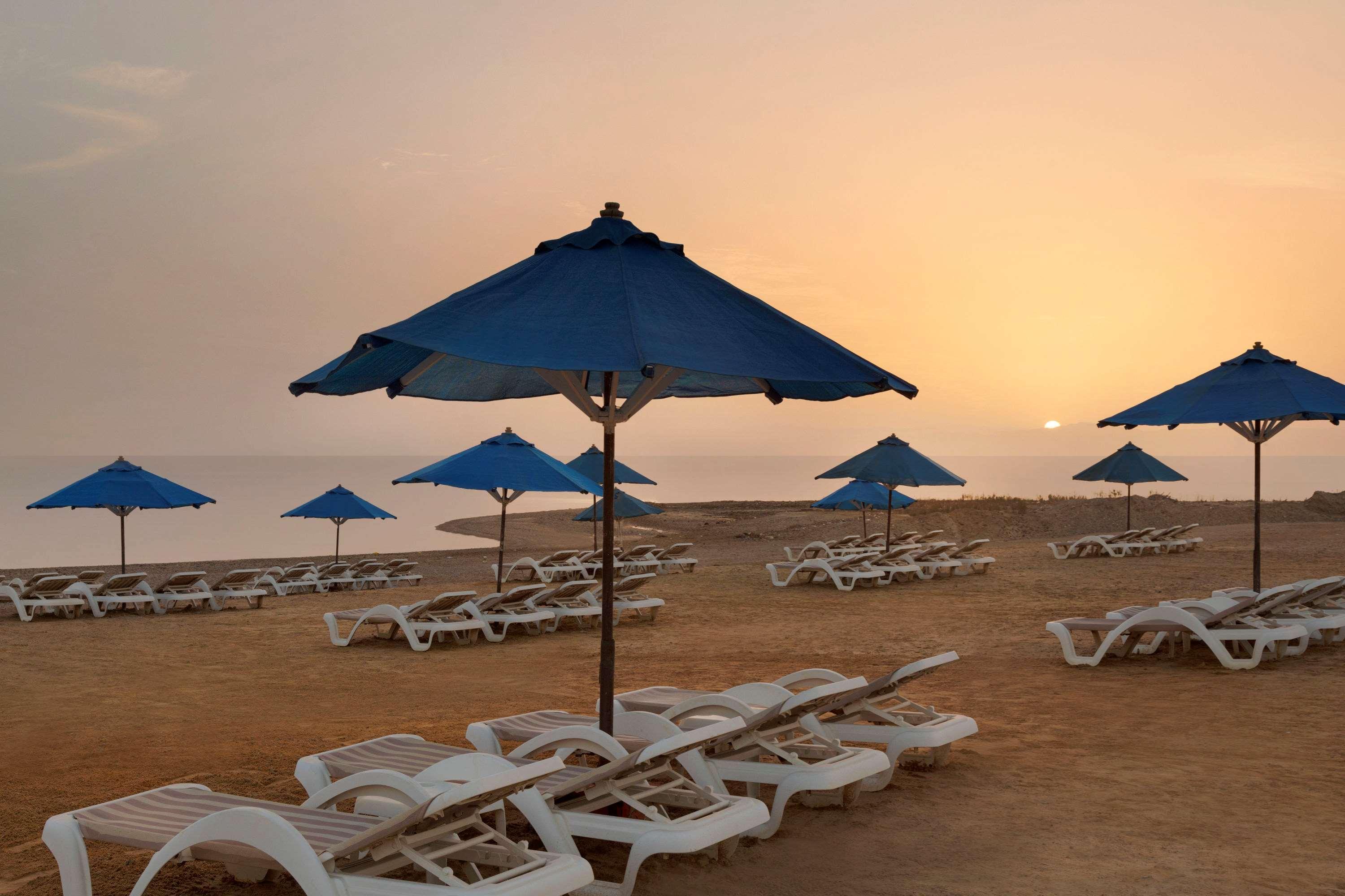 Ramada Resort Dead Sea Sweimeh Bagian luar foto